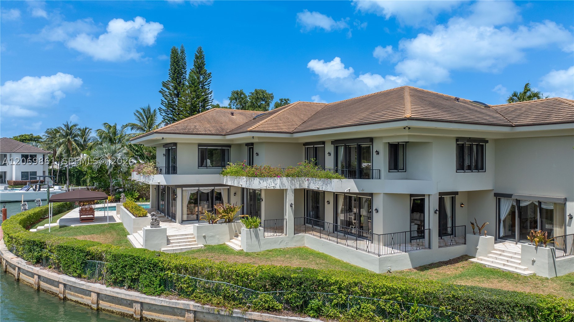 241 Cape Florida Dr Key Biscayne, FL 33149