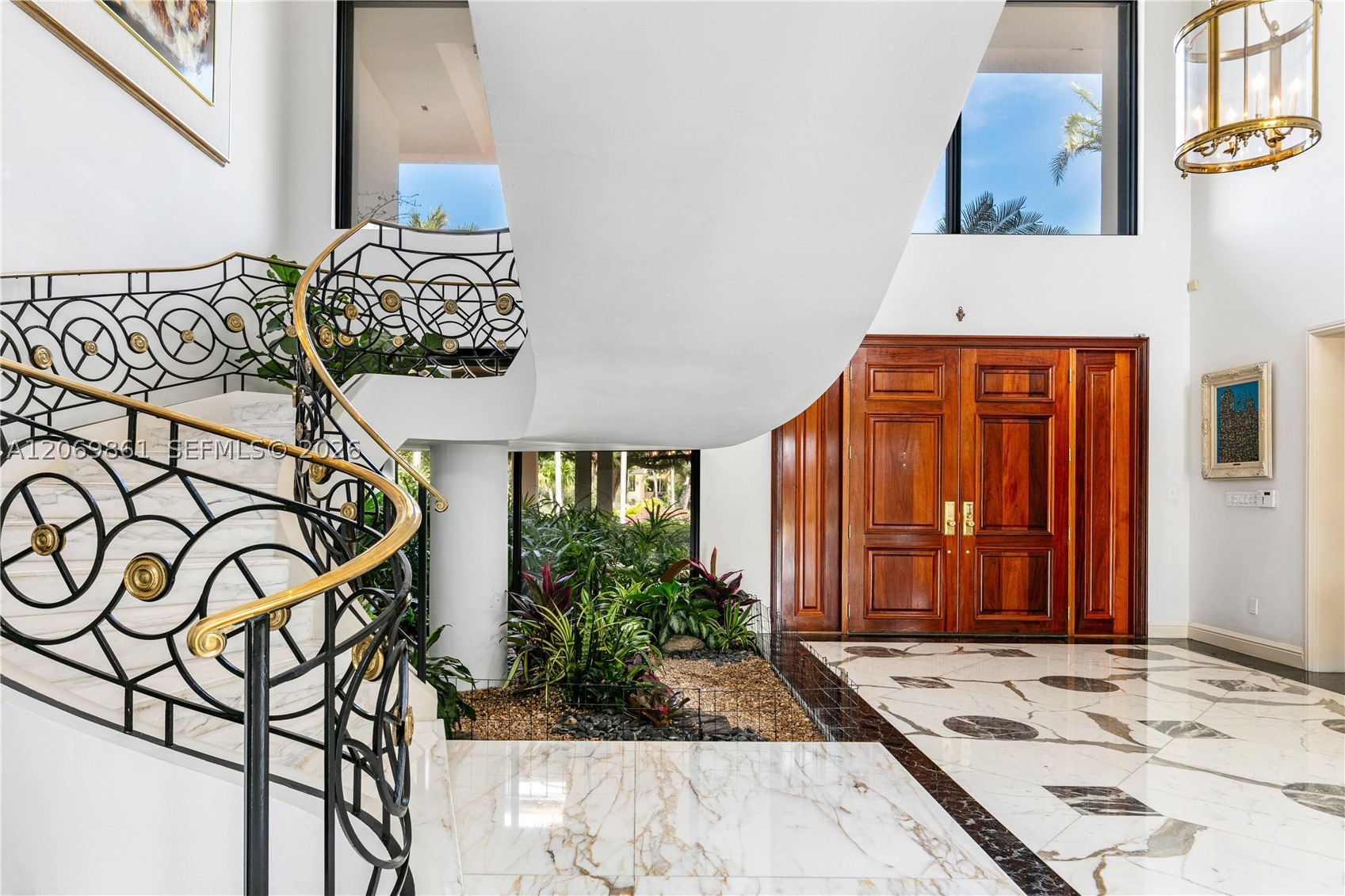 241 Cape Florida Dr Key Biscayne, FL 33149
