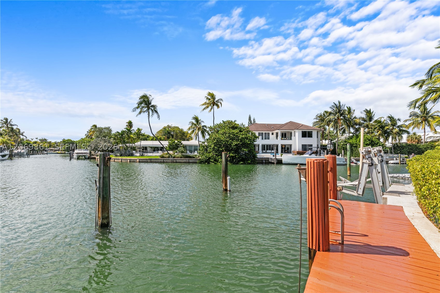 241 Cape Florida Dr Key Biscayne, FL 33149