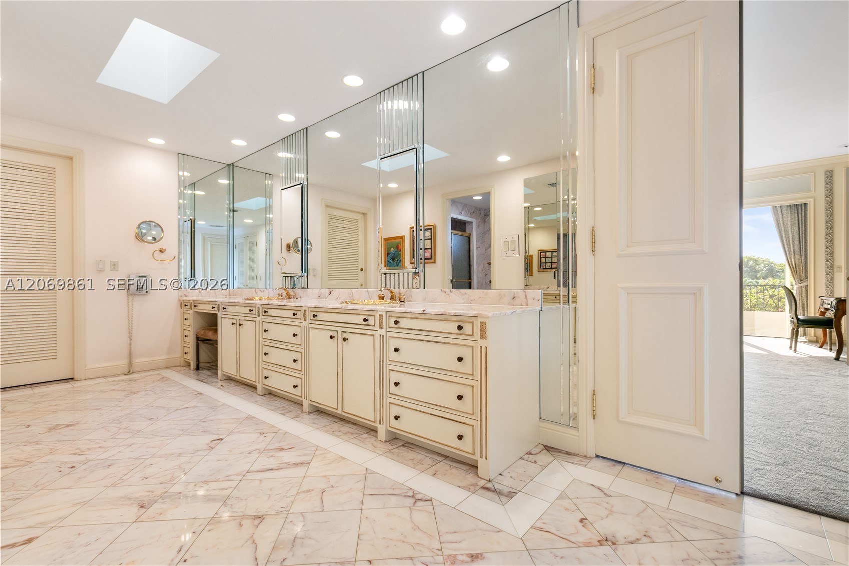241 Cape Florida Dr Key Biscayne, FL 33149