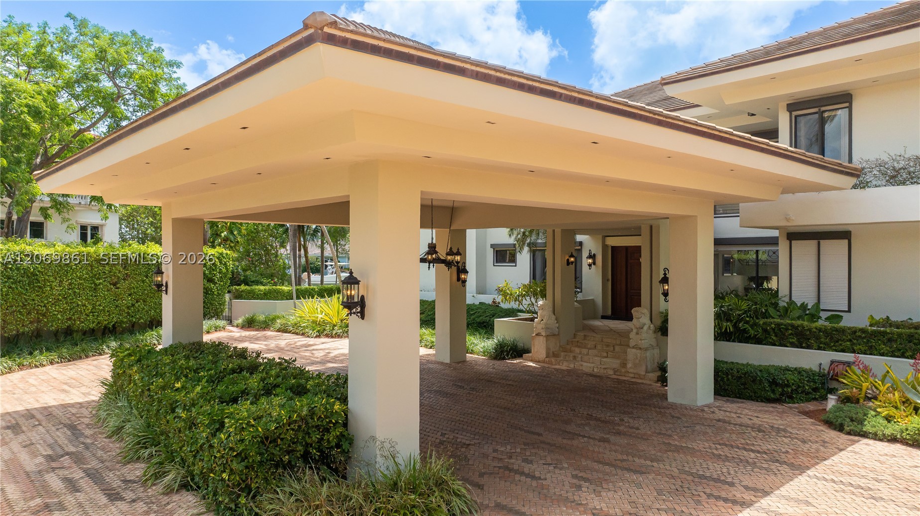 241 Cape Florida Dr Key Biscayne, FL 33149