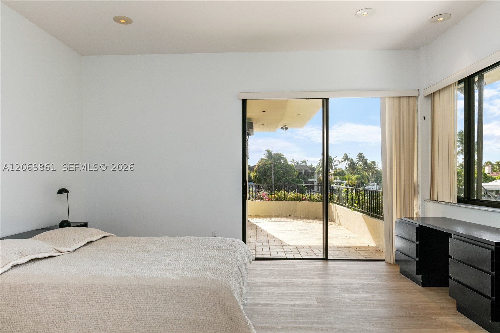 241 Cape Florida Dr Key Biscayne, FL 33149