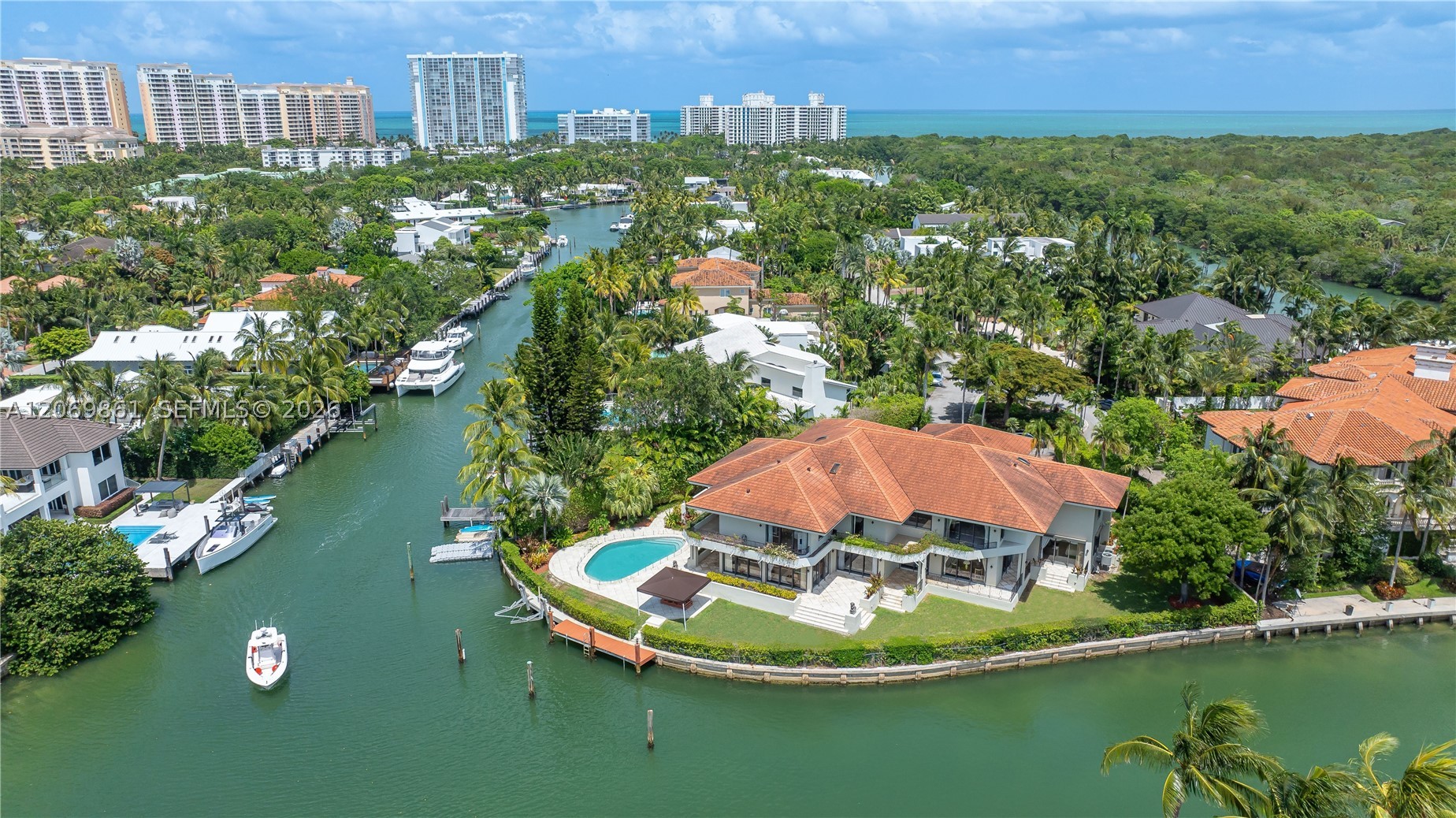 241 Cape Florida Dr Key Biscayne, FL 33149