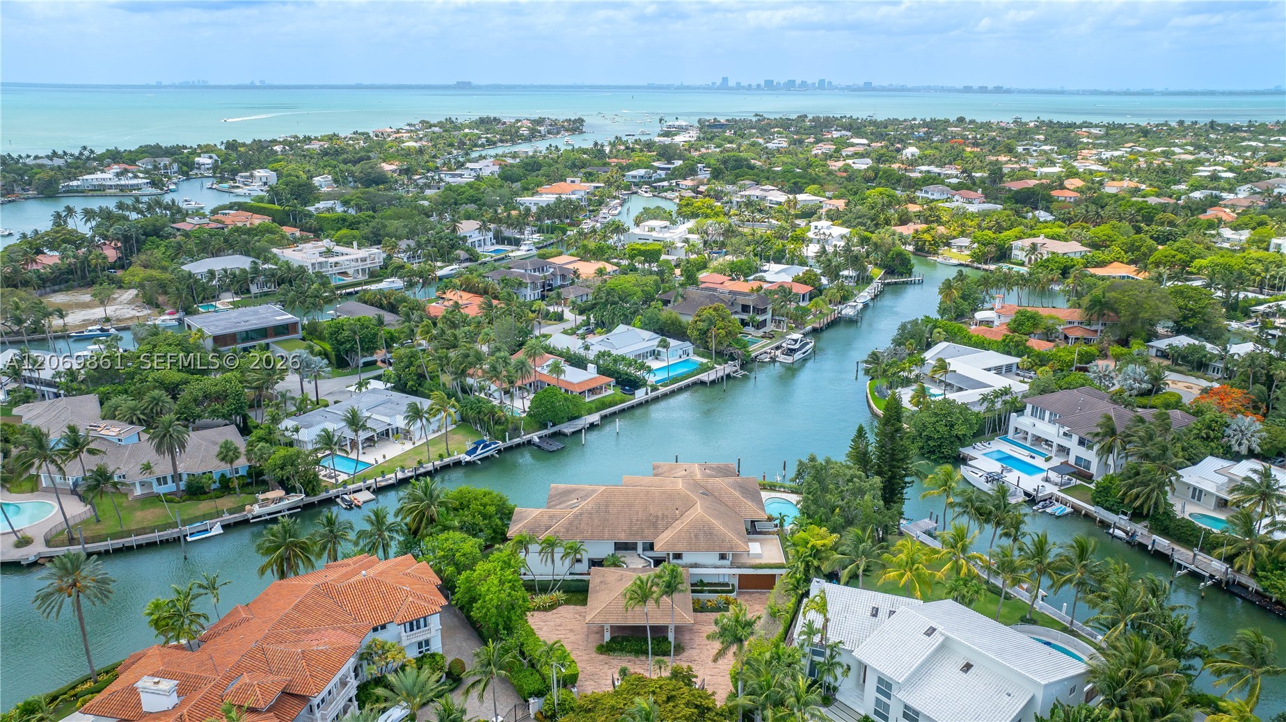 241 Cape Florida Dr Key Biscayne, FL 33149