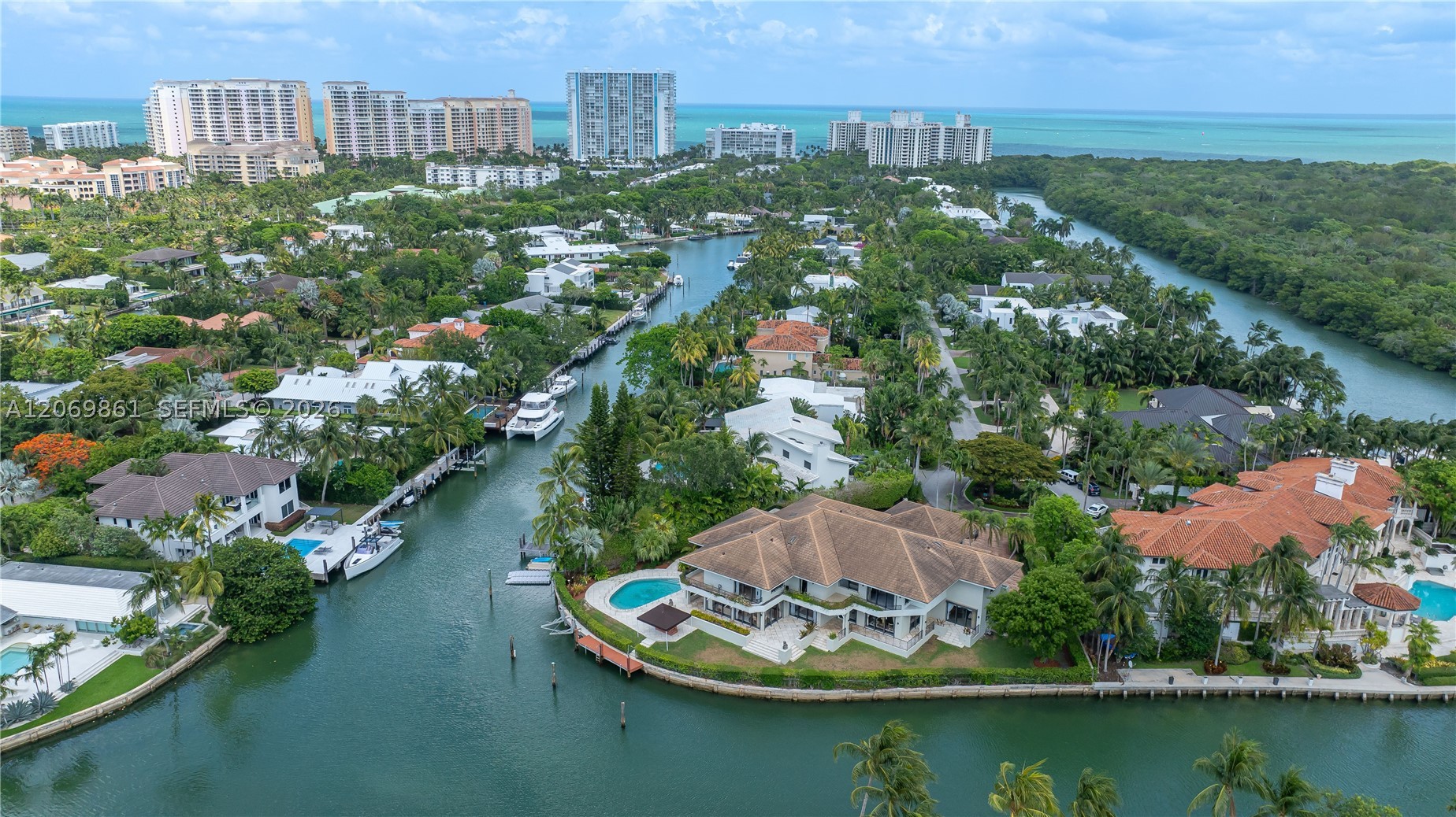 241 Cape Florida Dr Key Biscayne, FL 33149