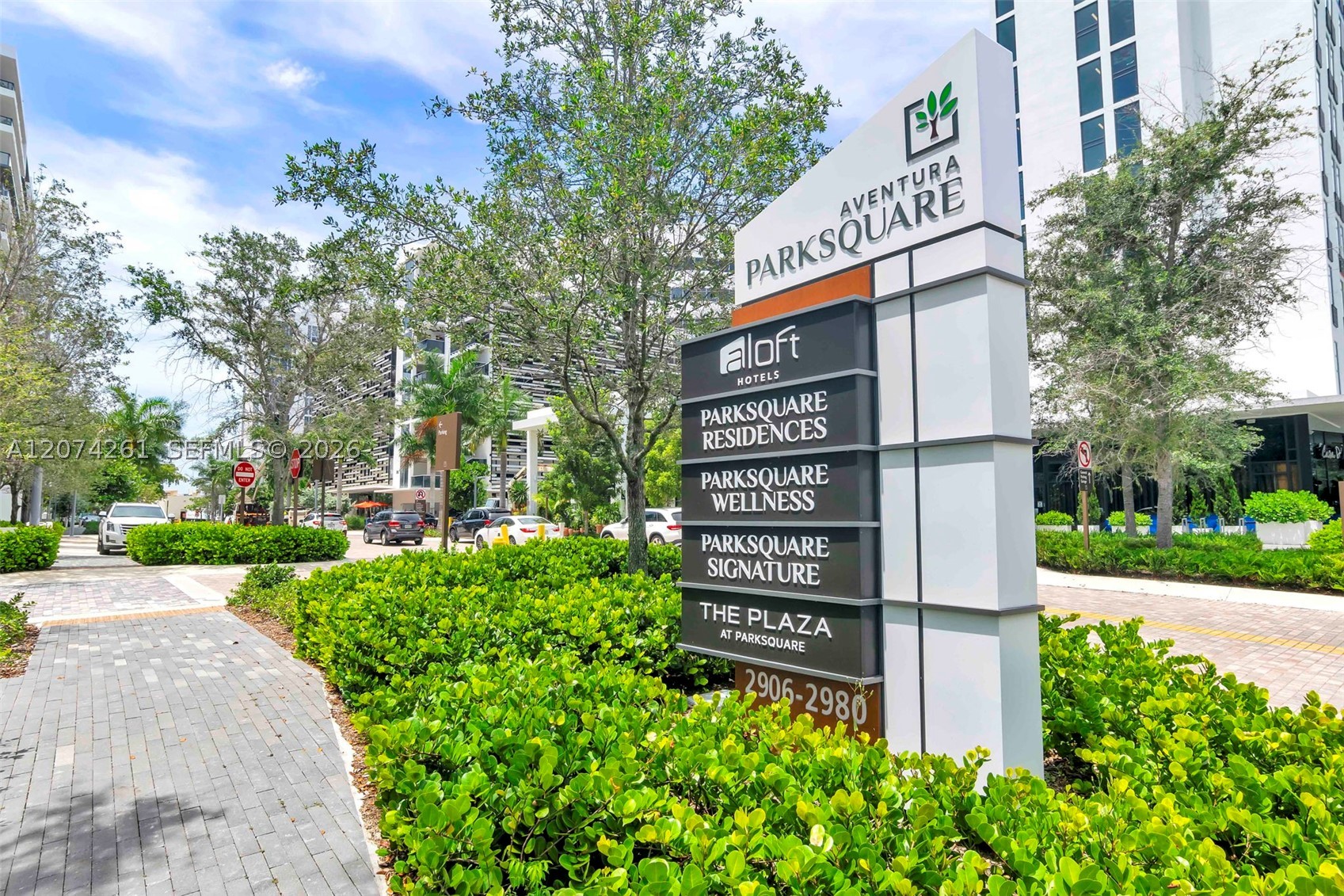 2960 NE 207th St #1102 Aventura, FL 33180