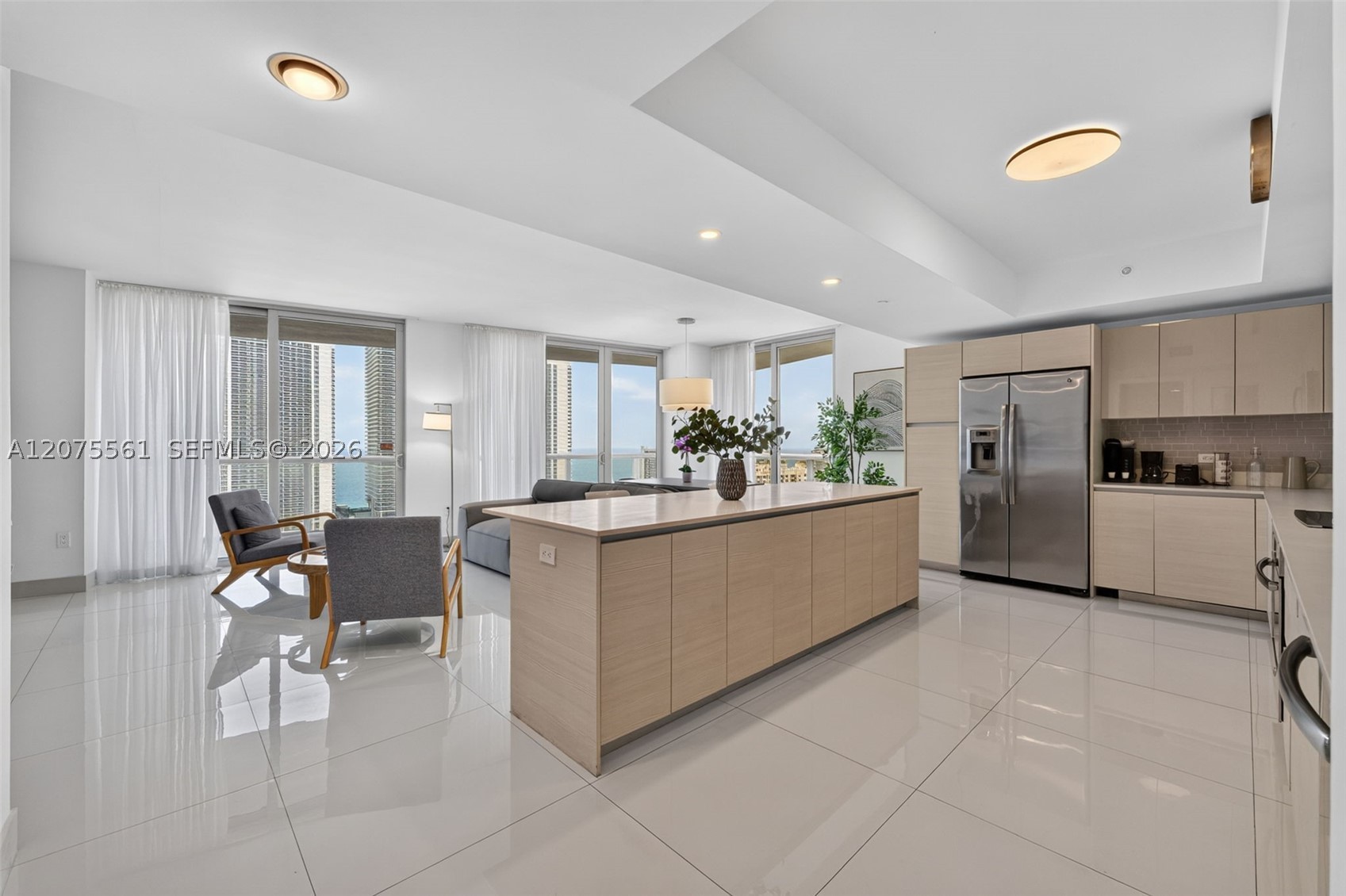 image Beachwalk Condominium10