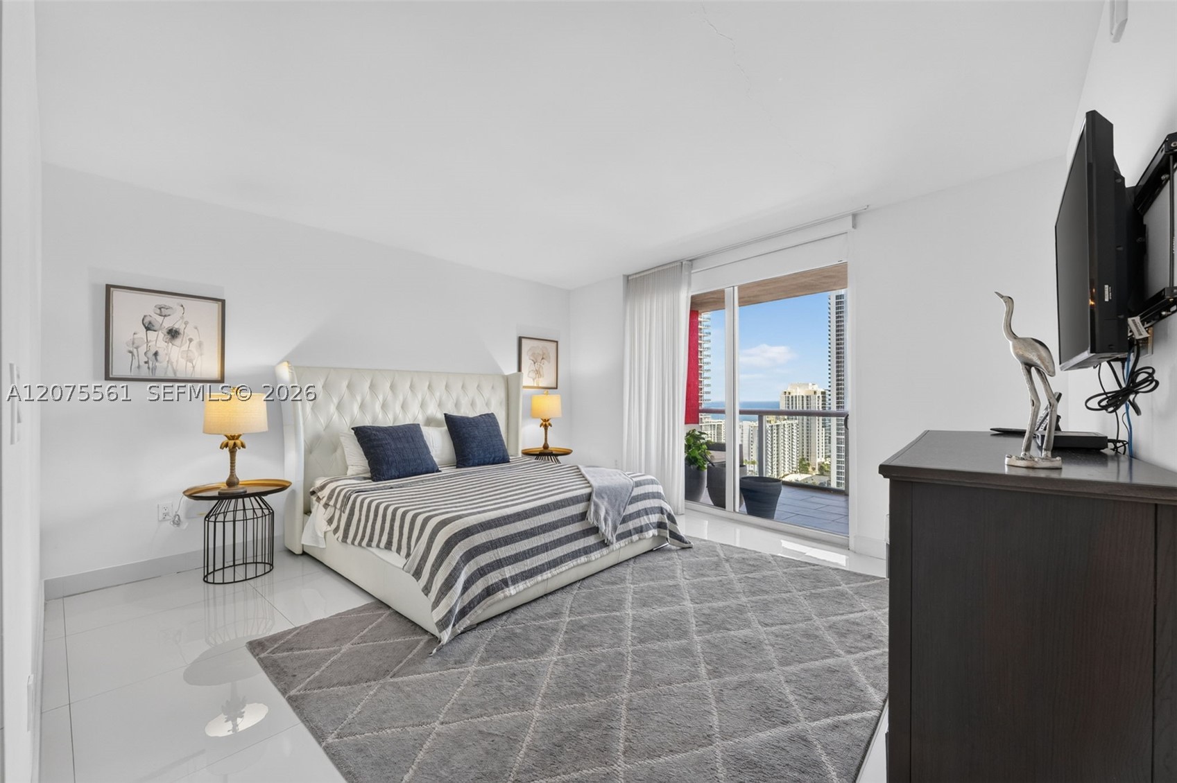 image Beachwalk Condominium13