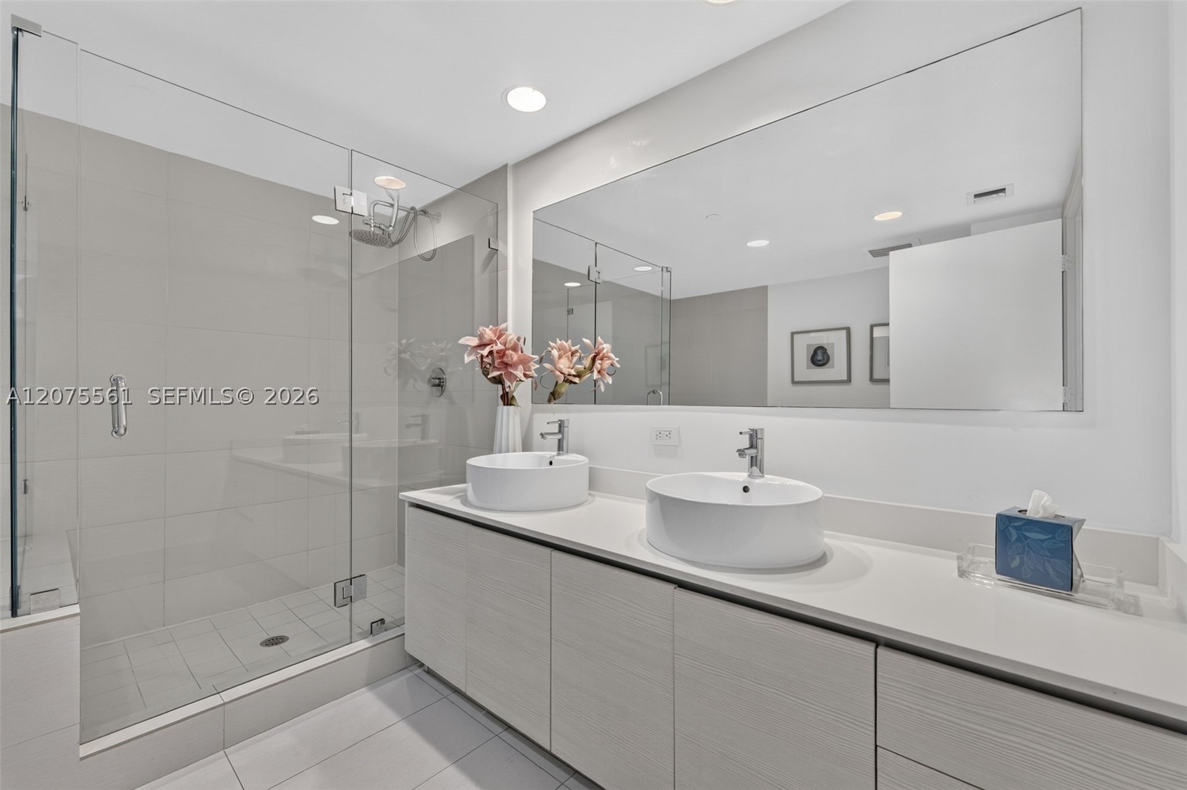 image Beachwalk Condominium14