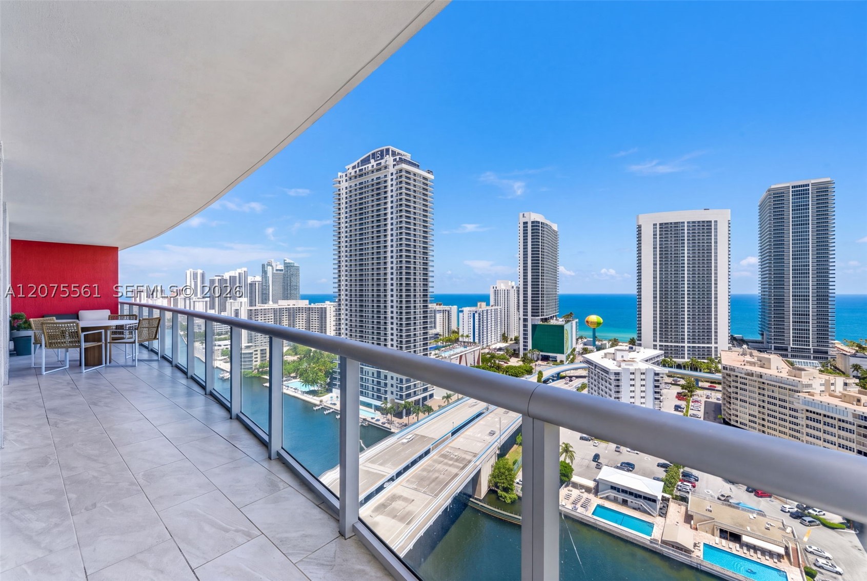 image Beachwalk Condominium1