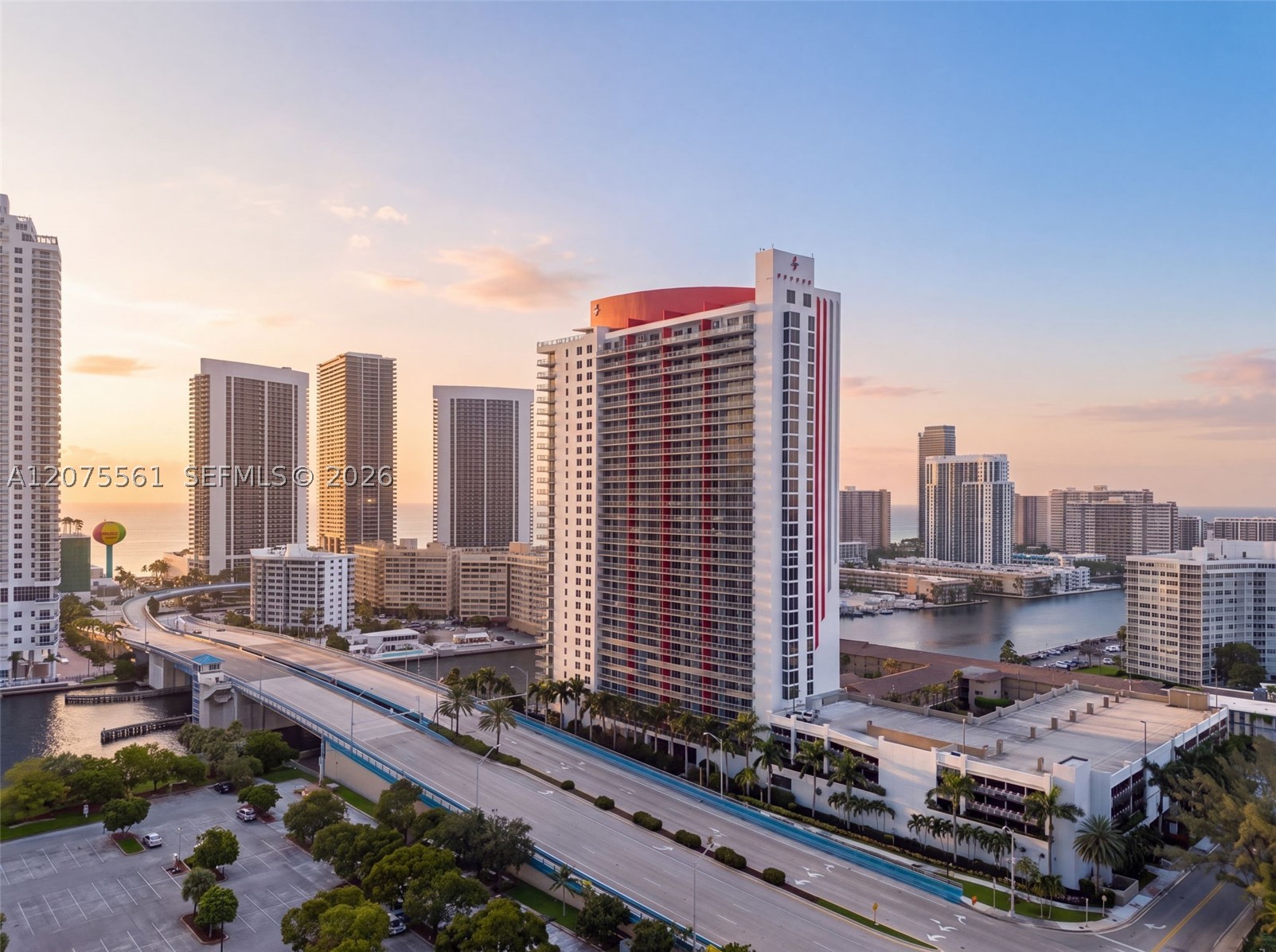 image Beachwalk Condominium22