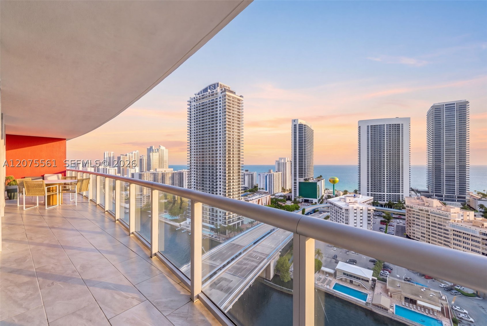 image Beachwalk Condominium23