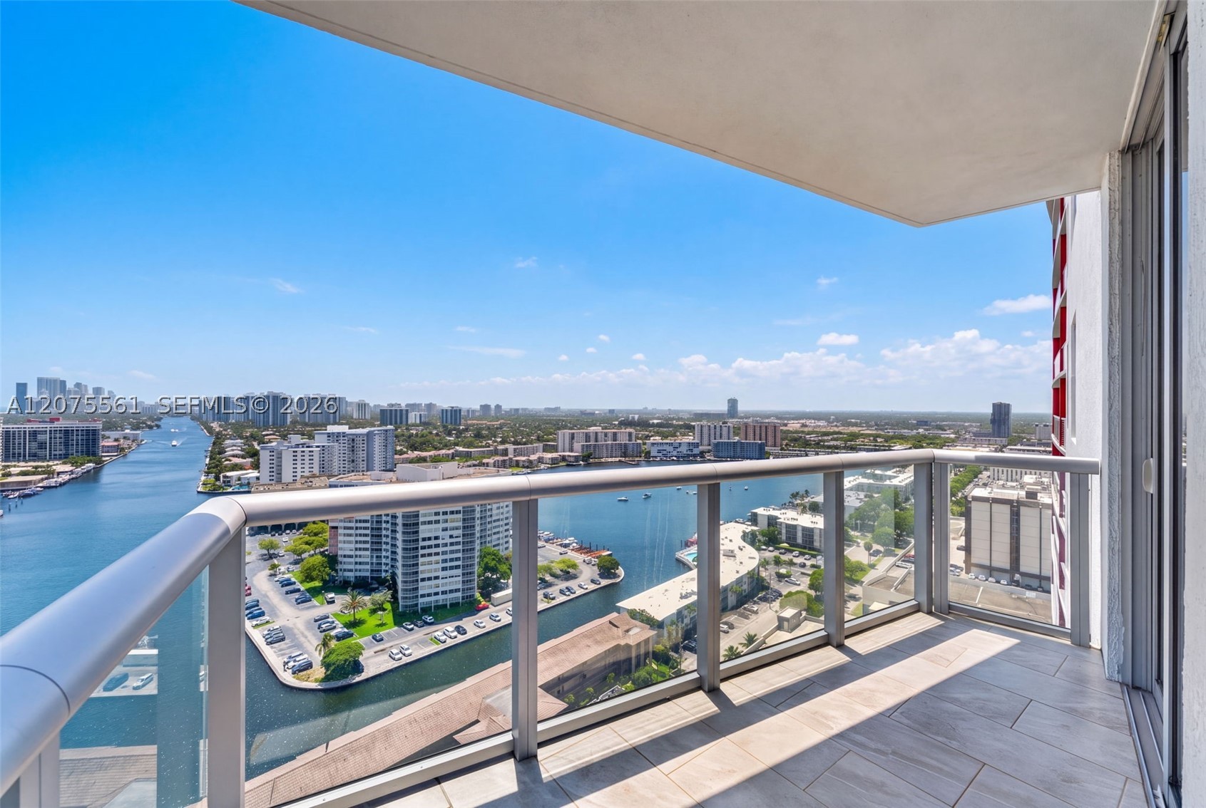 image Beachwalk Condominium2