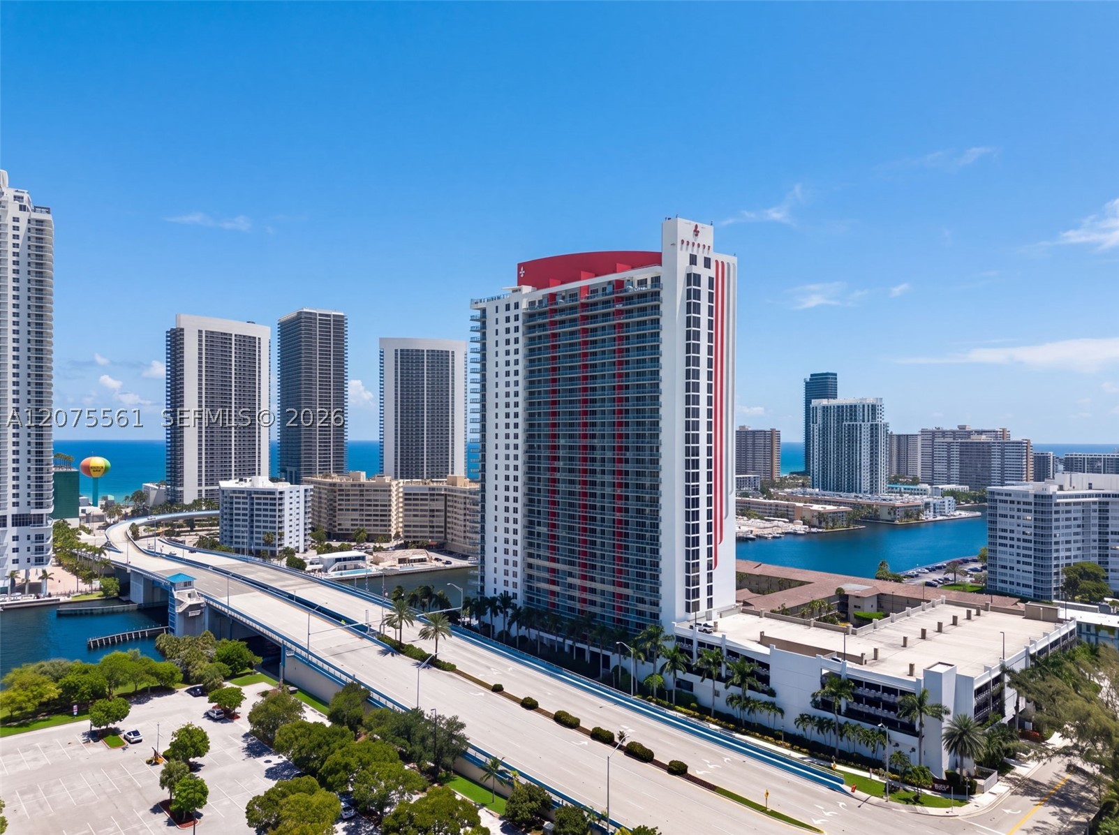 image Beachwalk Condominium6