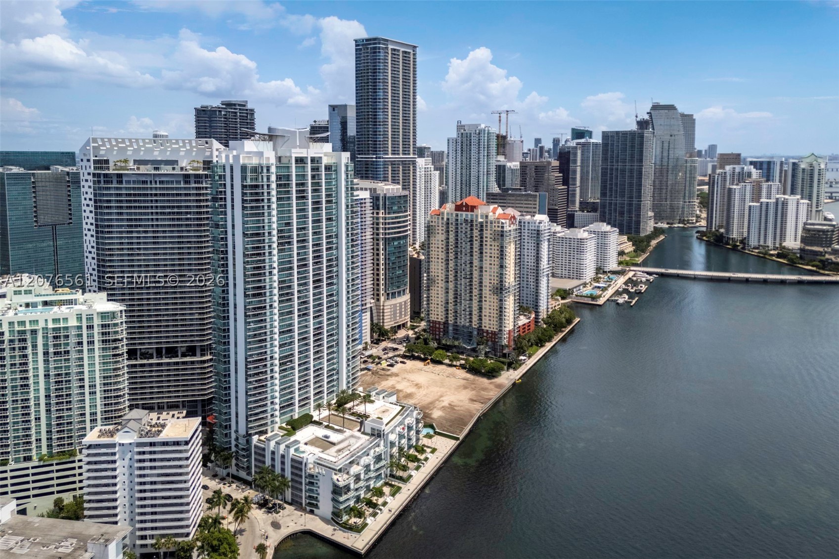 image Jade at Brickell Bay30