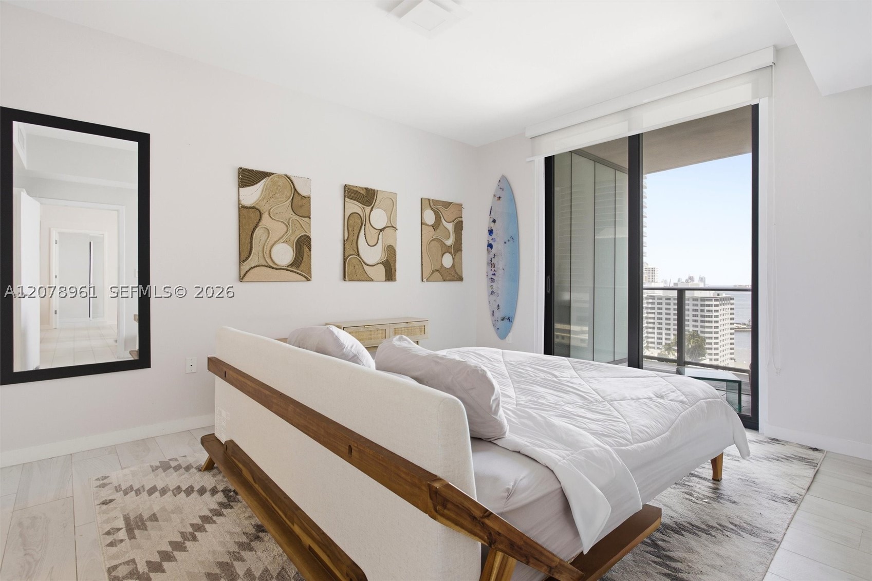 image 1010 Brickell14