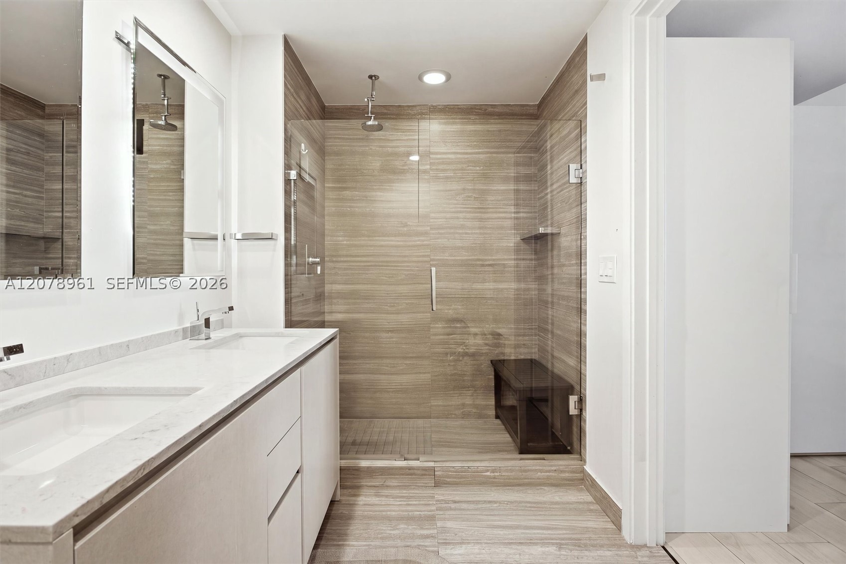 image 1010 Brickell23