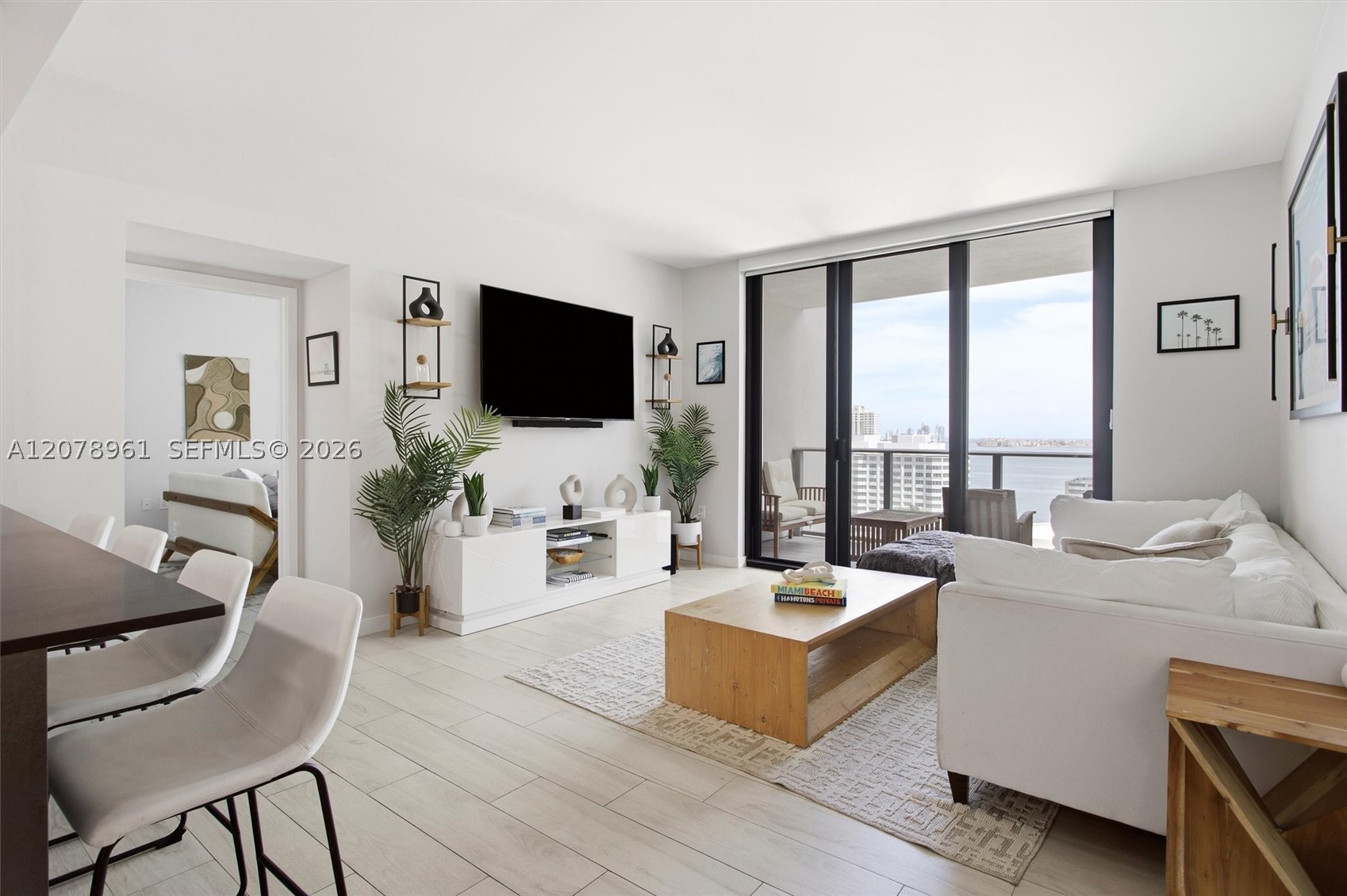 image 1010 Brickell3