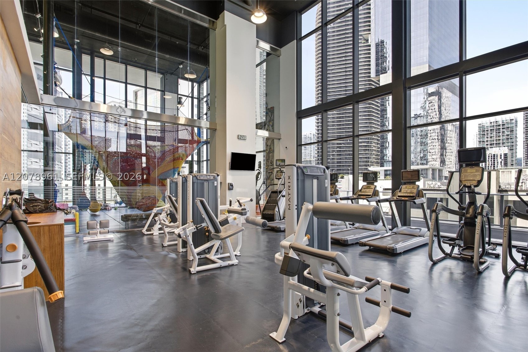 image 1010 Brickell42