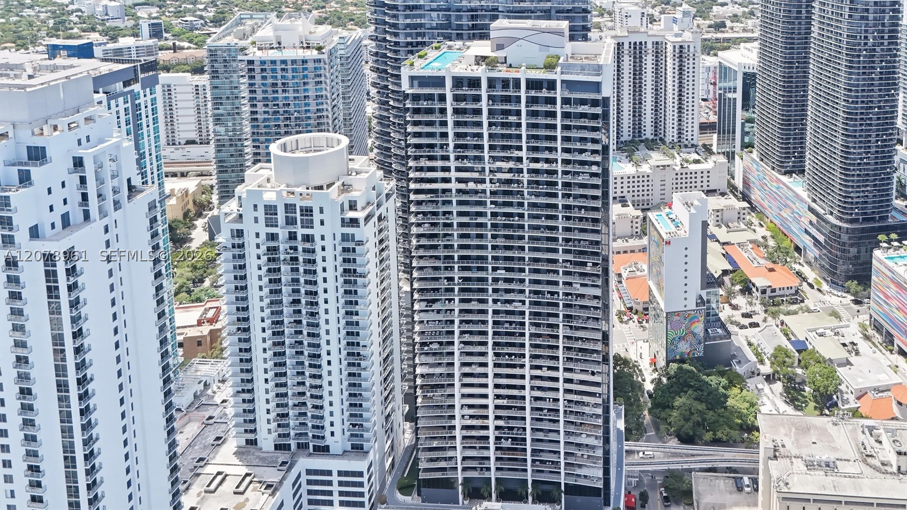 image 1010 Brickell54