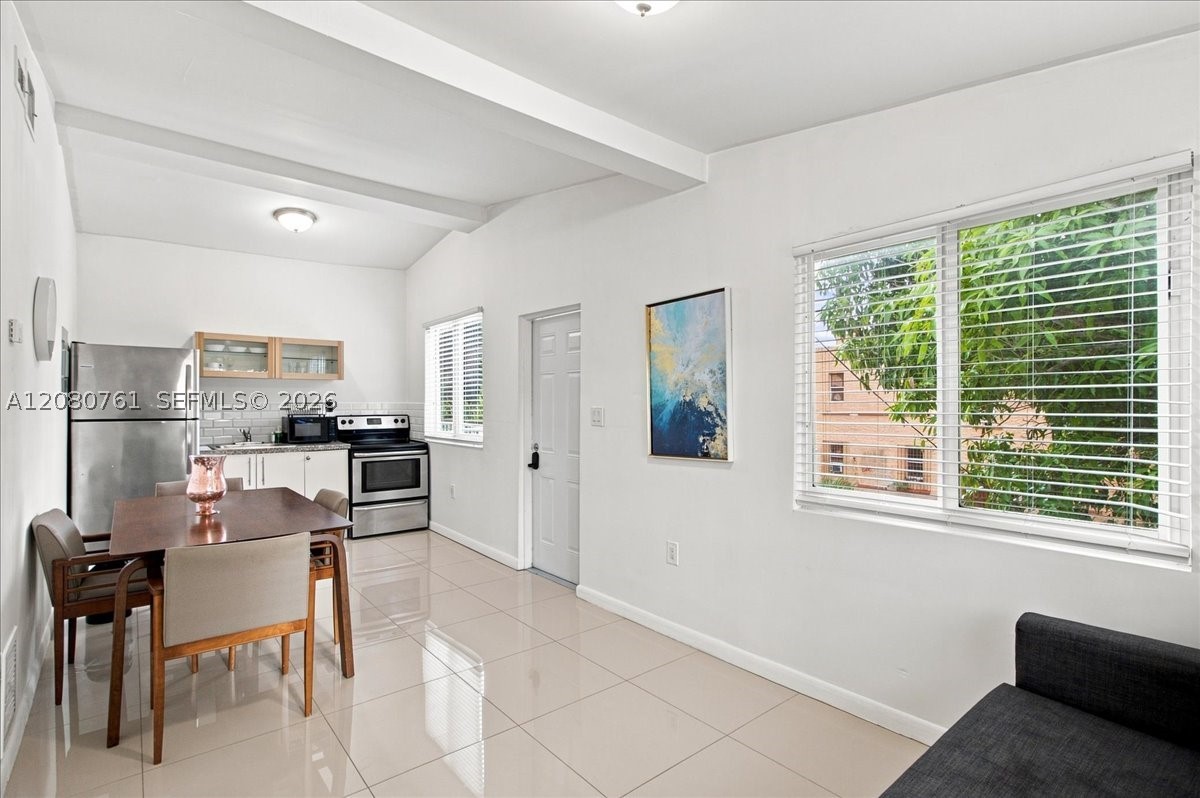 268 NW 34th St Miami, FL 33127