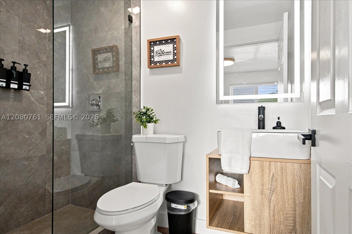 268 NW 34th St Miami, FL 33127