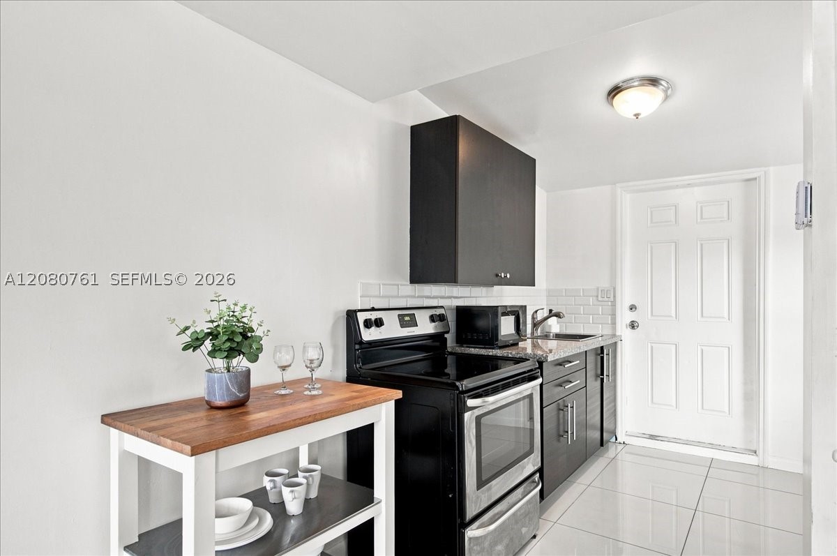 268 NW 34th St Miami, FL 33127
