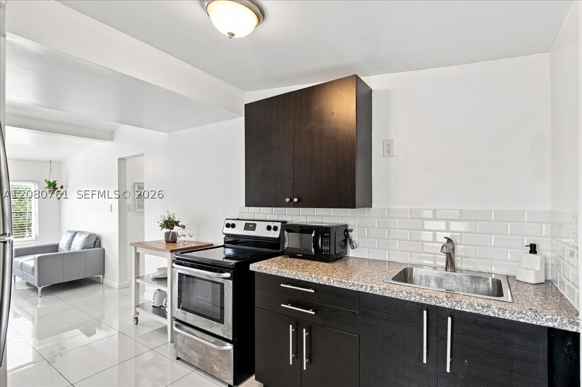 268 NW 34th St Miami, FL 33127