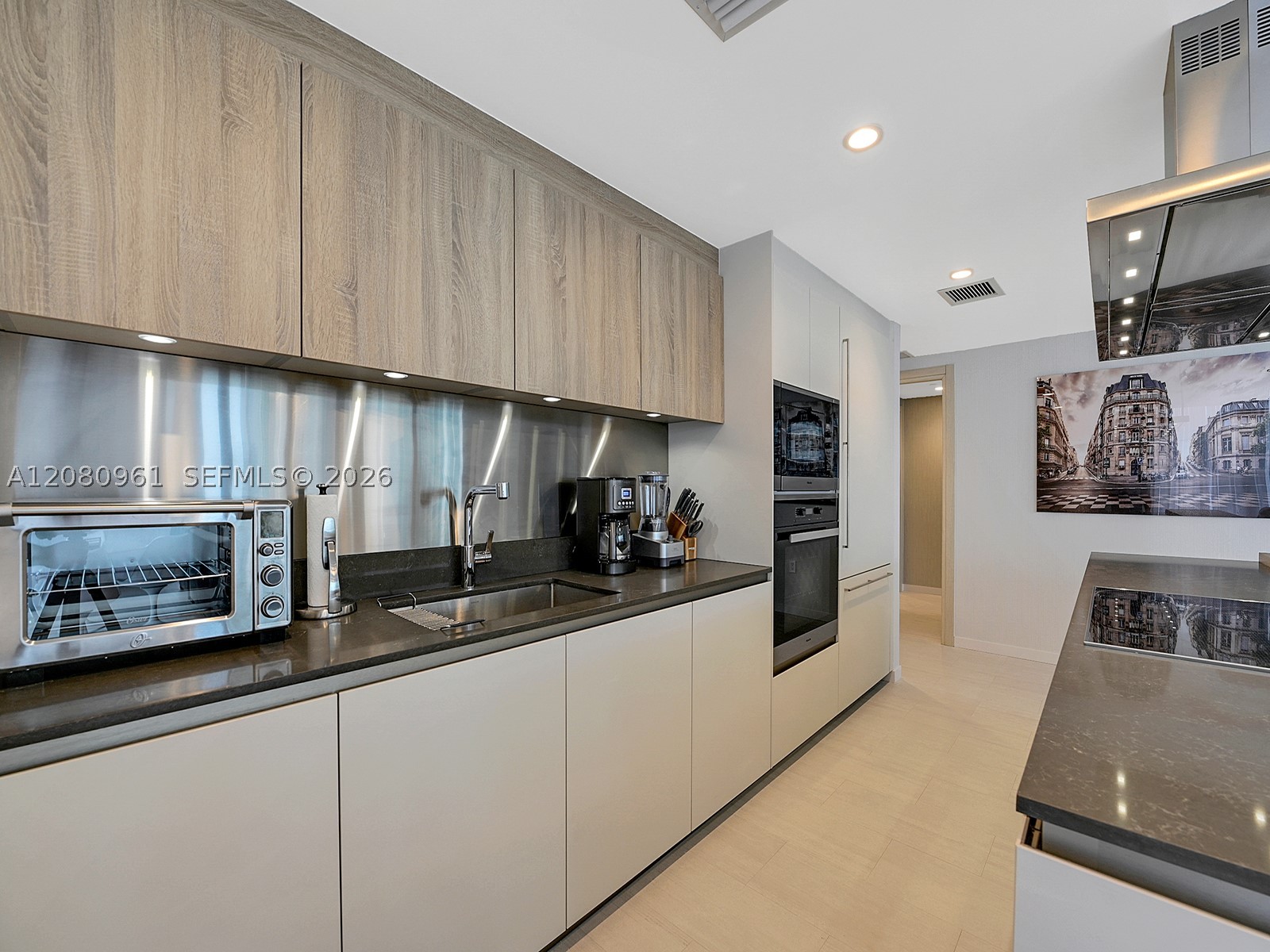 image Brickell Flatiron12