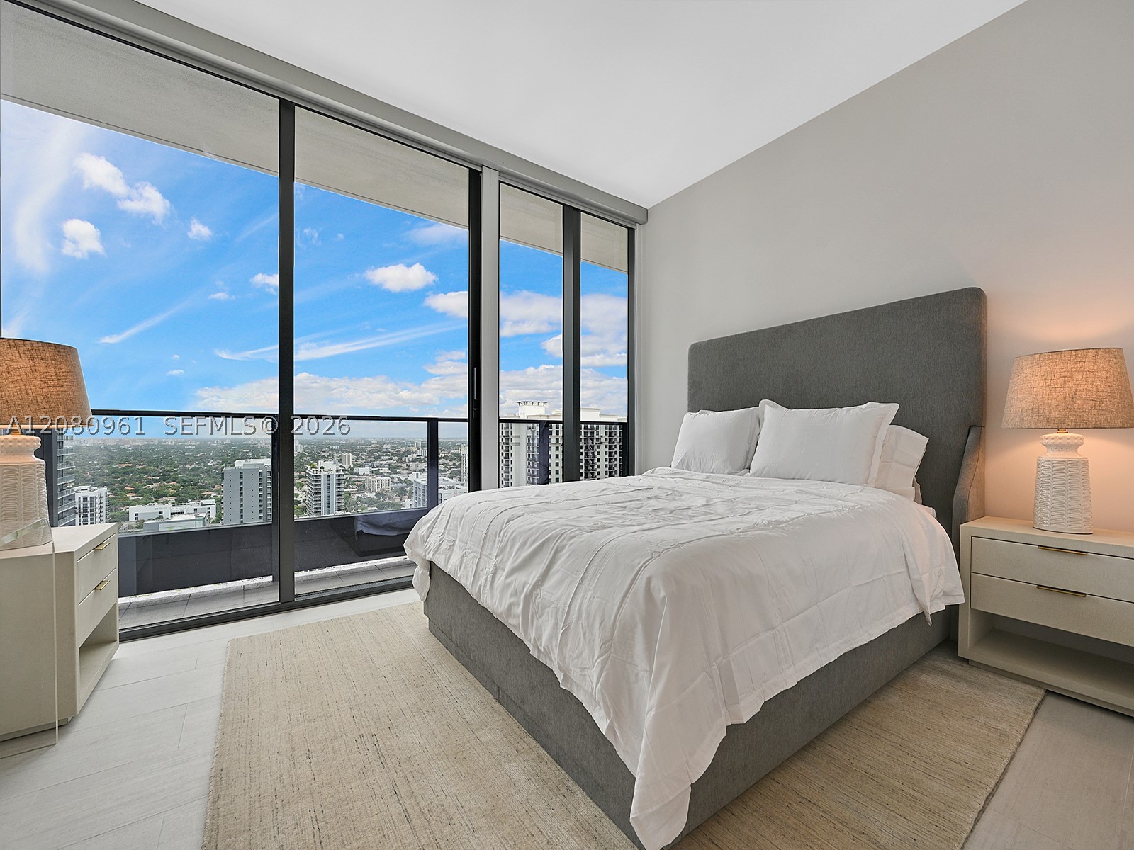 image Brickell Flatiron26