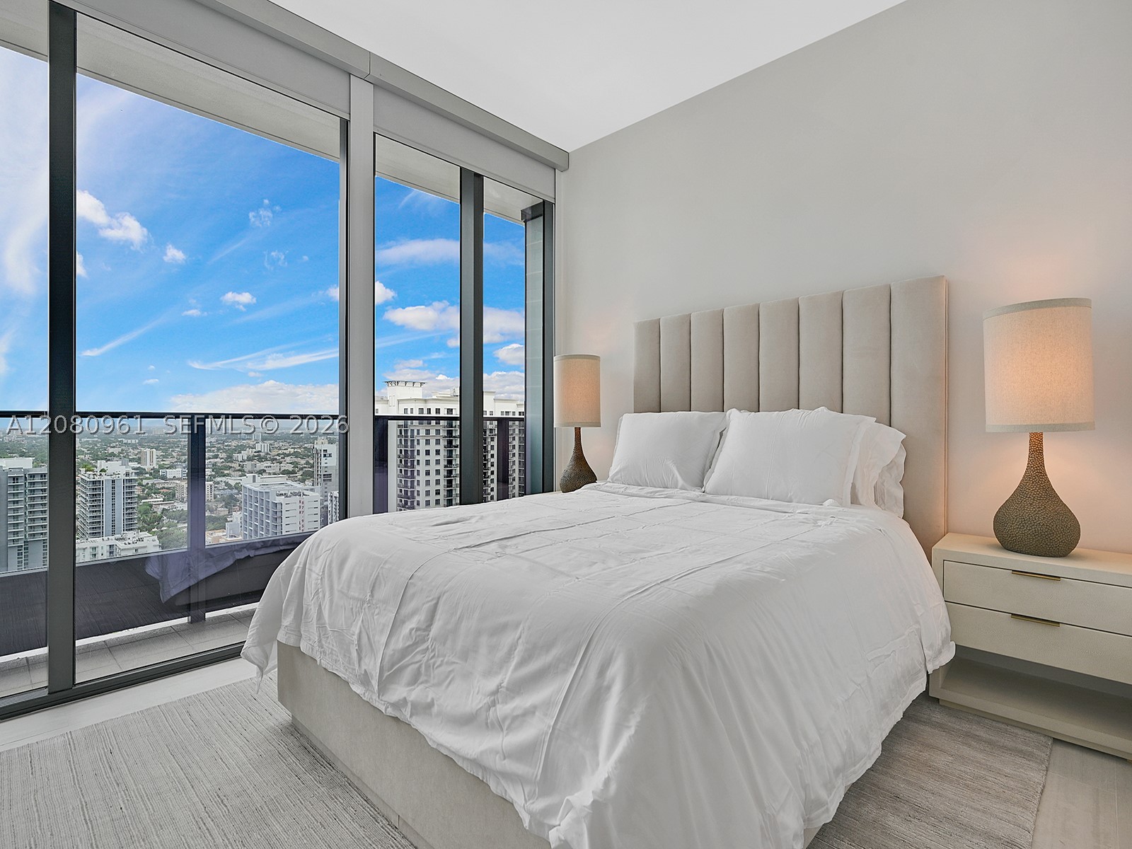 image Brickell Flatiron27