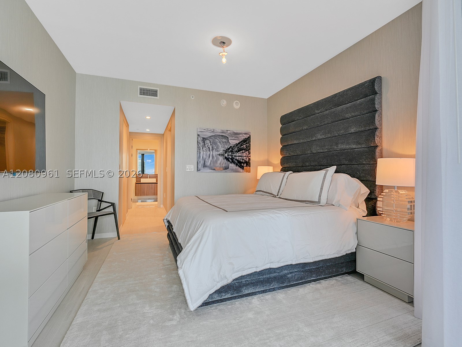 image Brickell Flatiron34