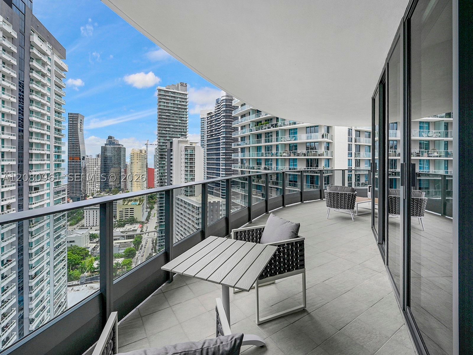 image Brickell Flatiron36