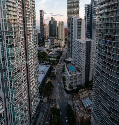 image Brickell Flatiron46