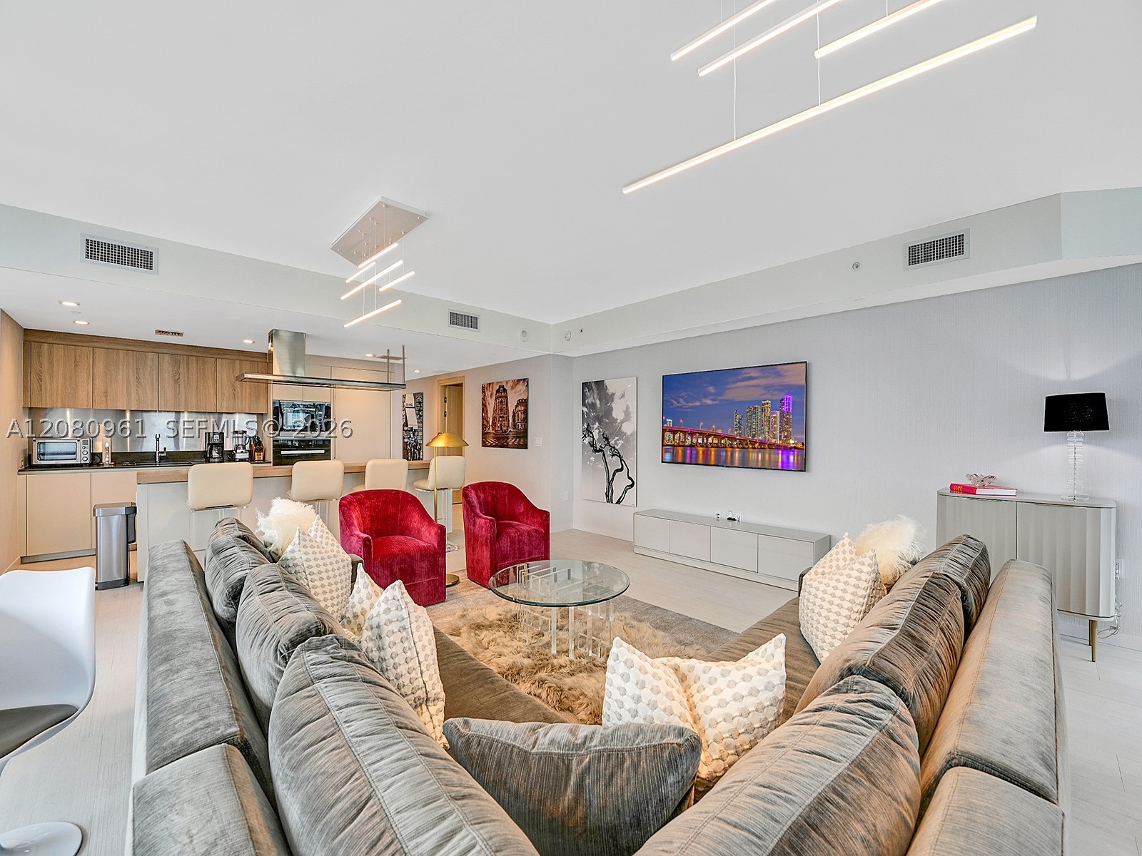 image Brickell Flatiron7