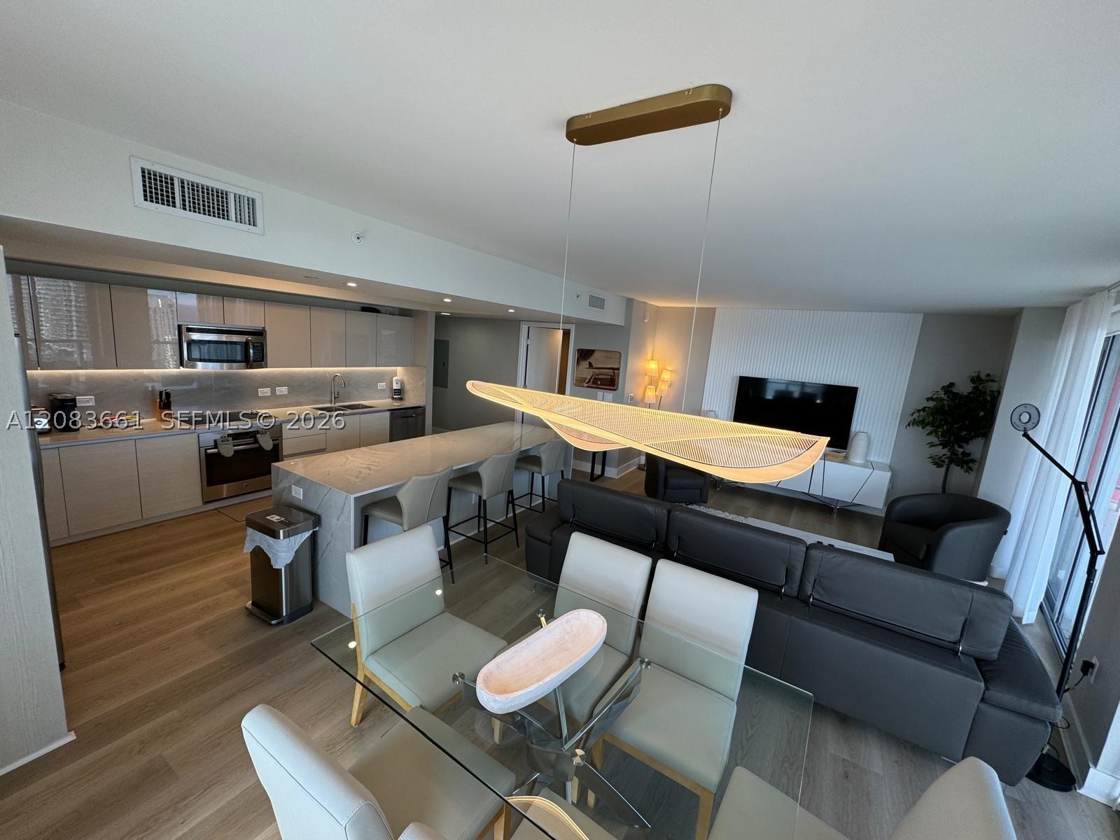 image Beachwalk Condominium1
