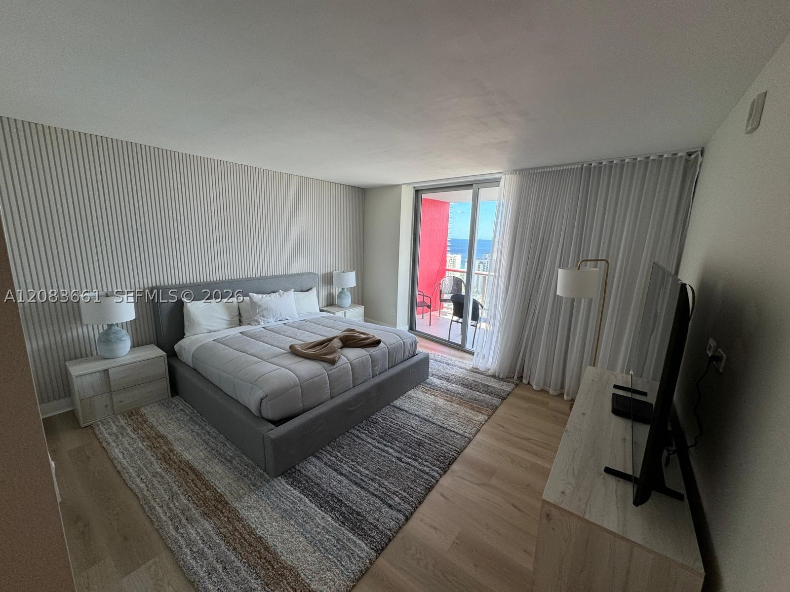 image Beachwalk Condominium23