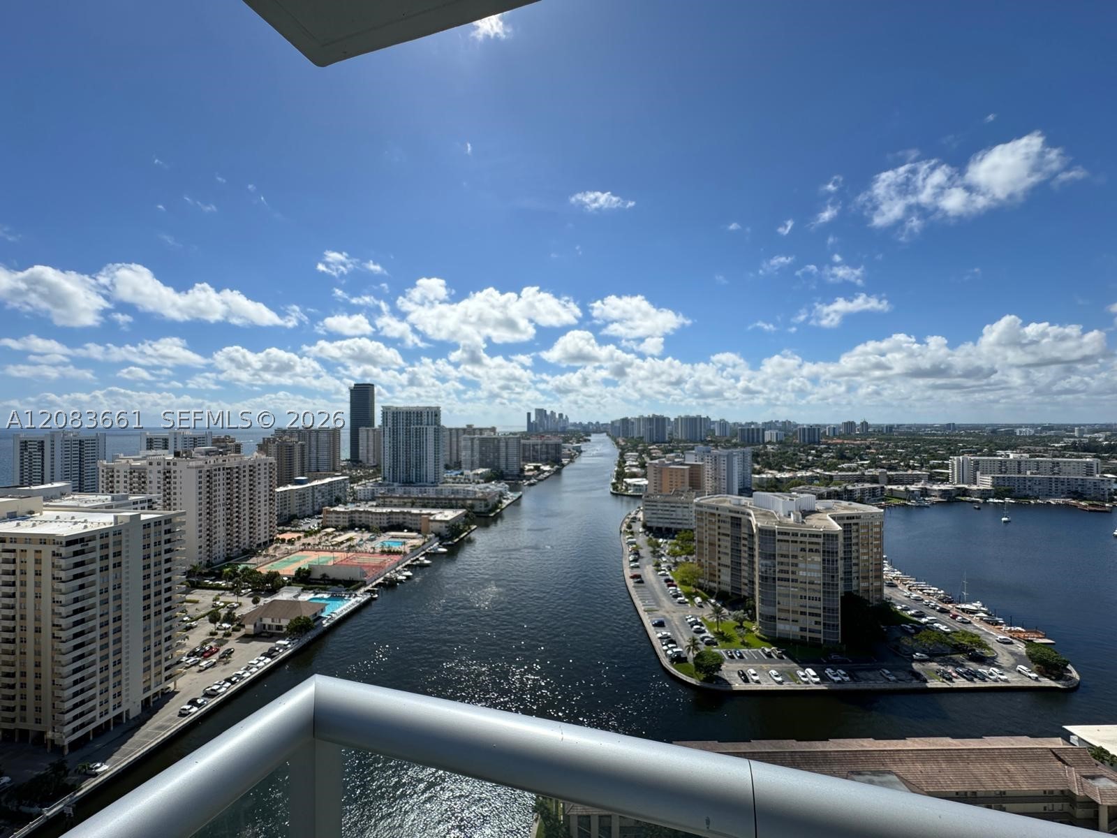 image Beachwalk Condominium24