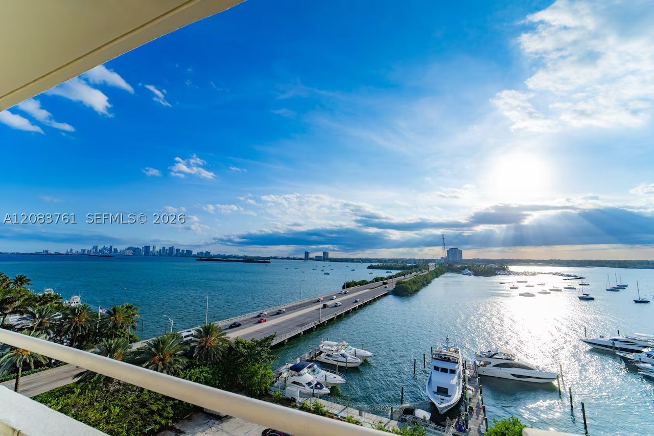 7904 West Dr #903