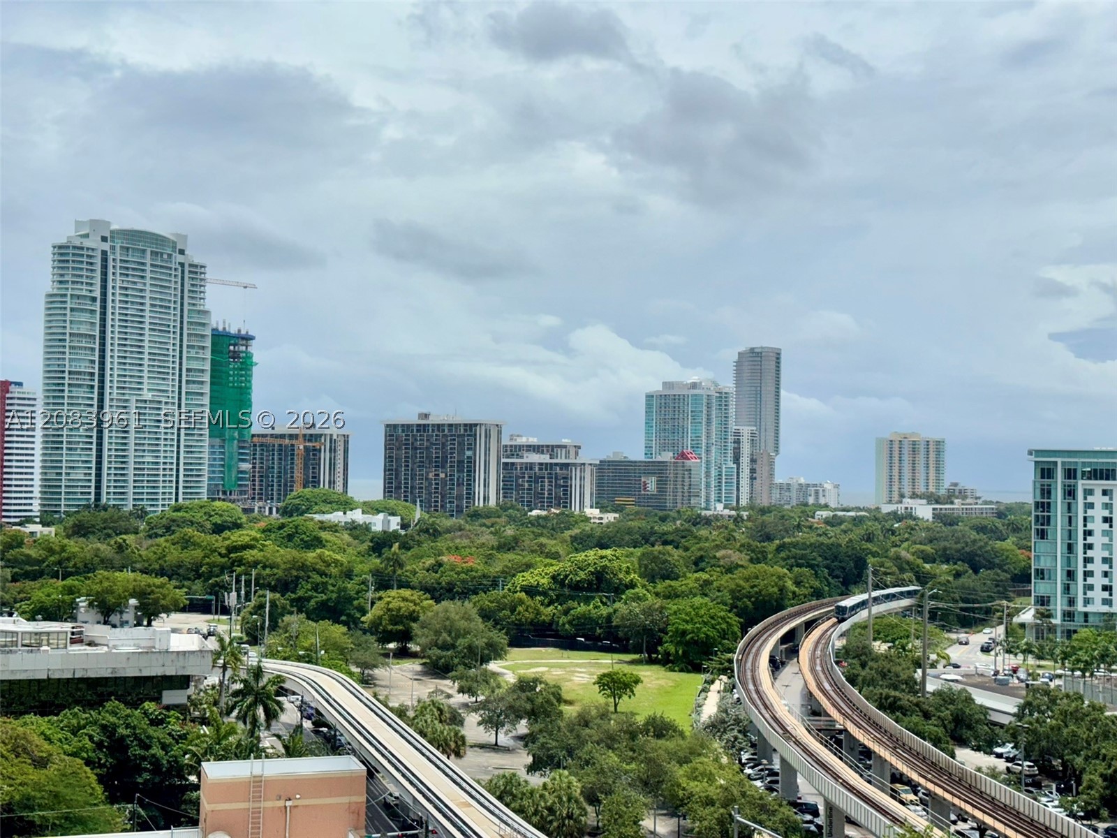 image Axis on Brickell South9
