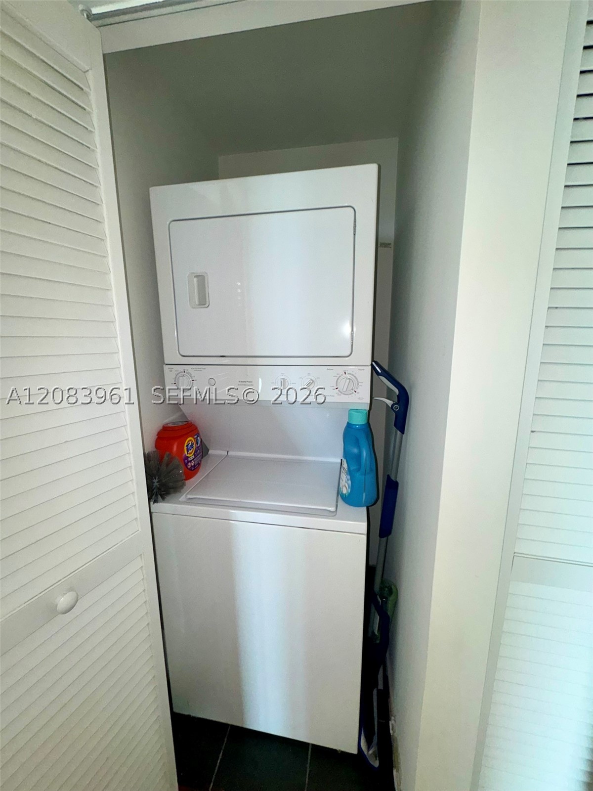 image Axis on Brickell South10