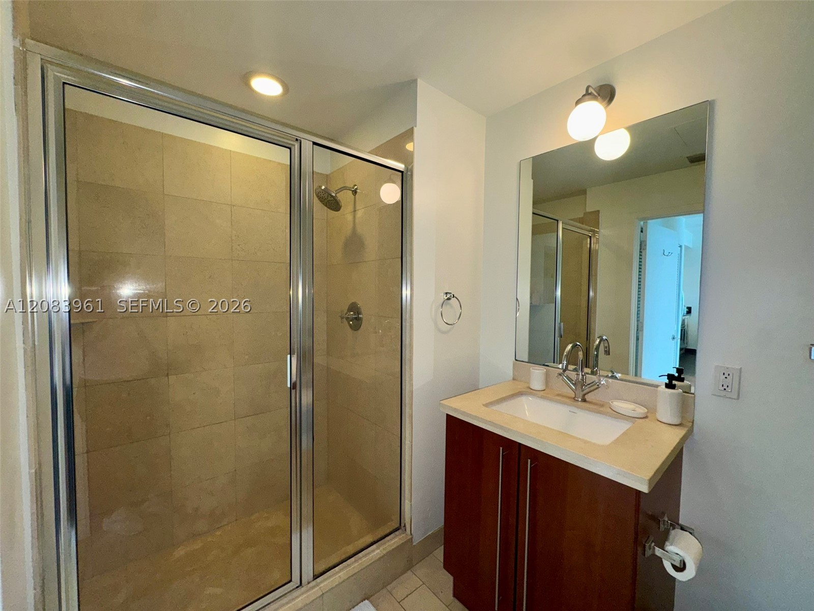 image Axis on Brickell South16