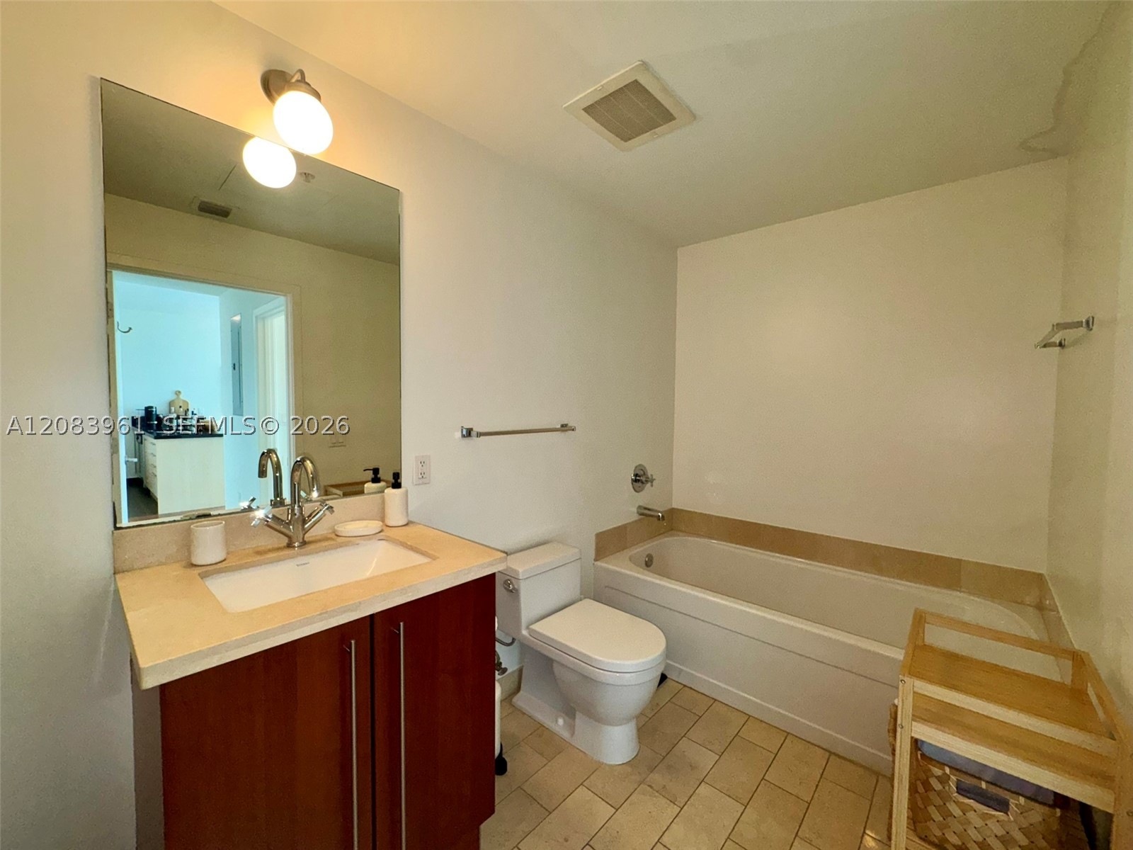image Axis on Brickell South17
