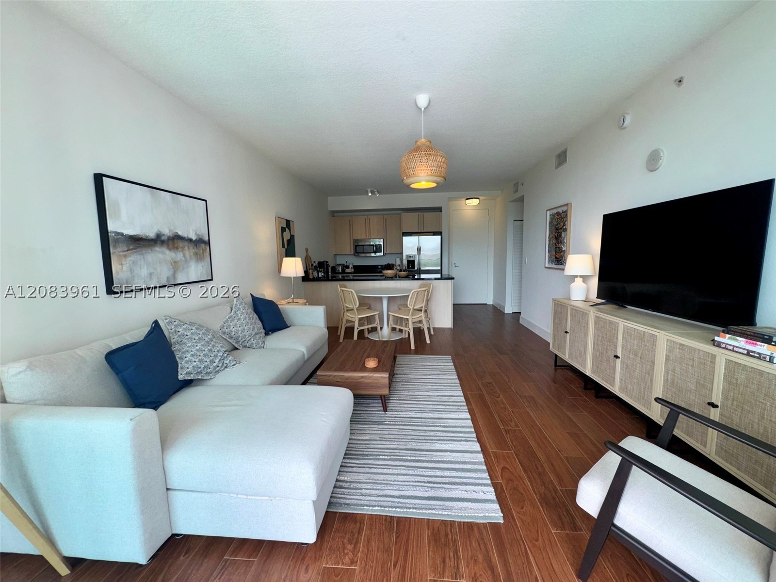 image Axis on Brickell South3