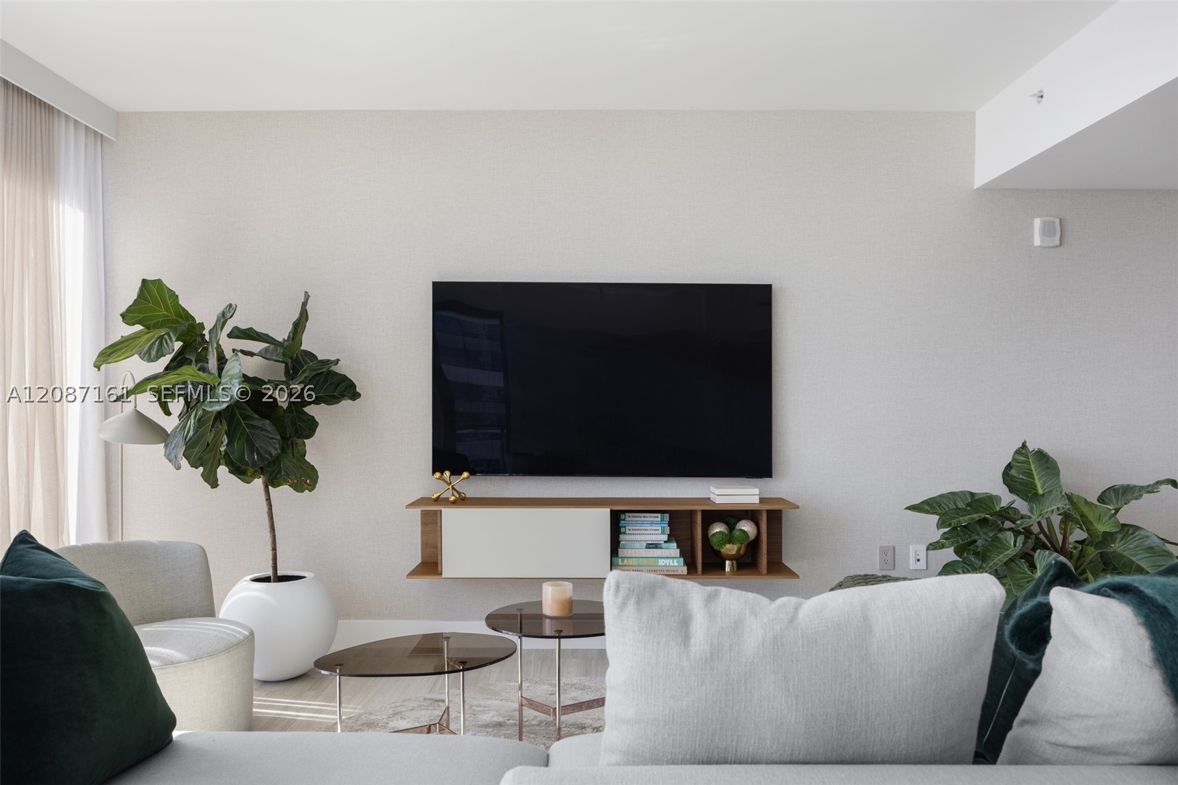 image Echo Brickell10