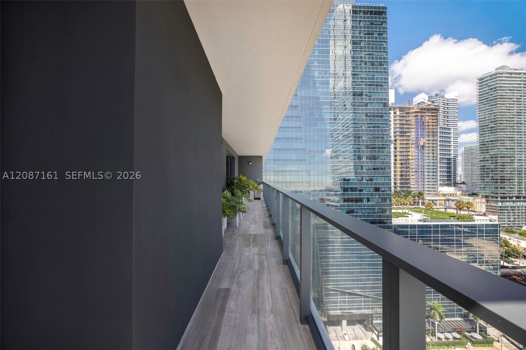 image Echo Brickell25