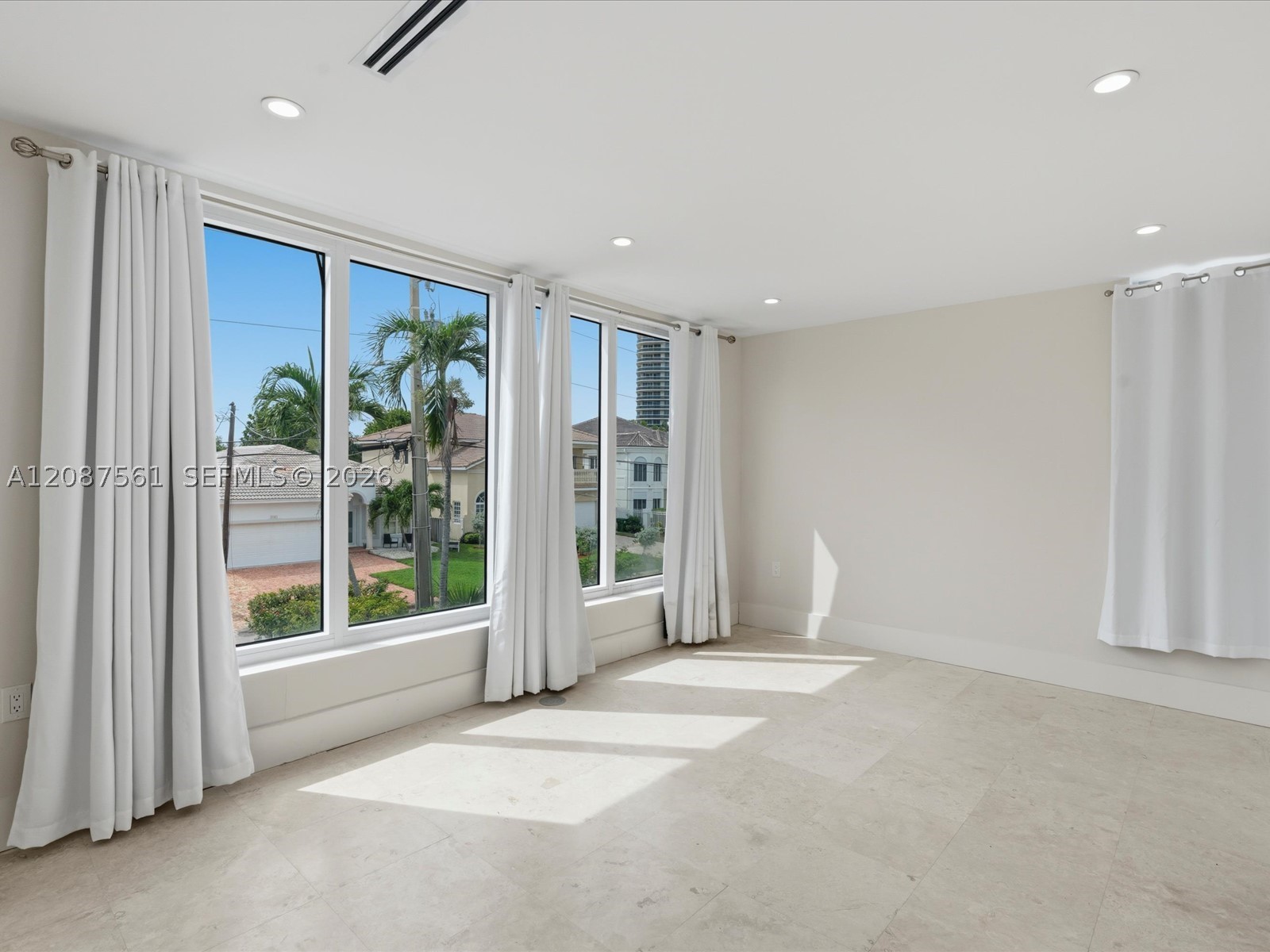 3036 N Atlantic Blvd Fort Lauderdale, FL 33308