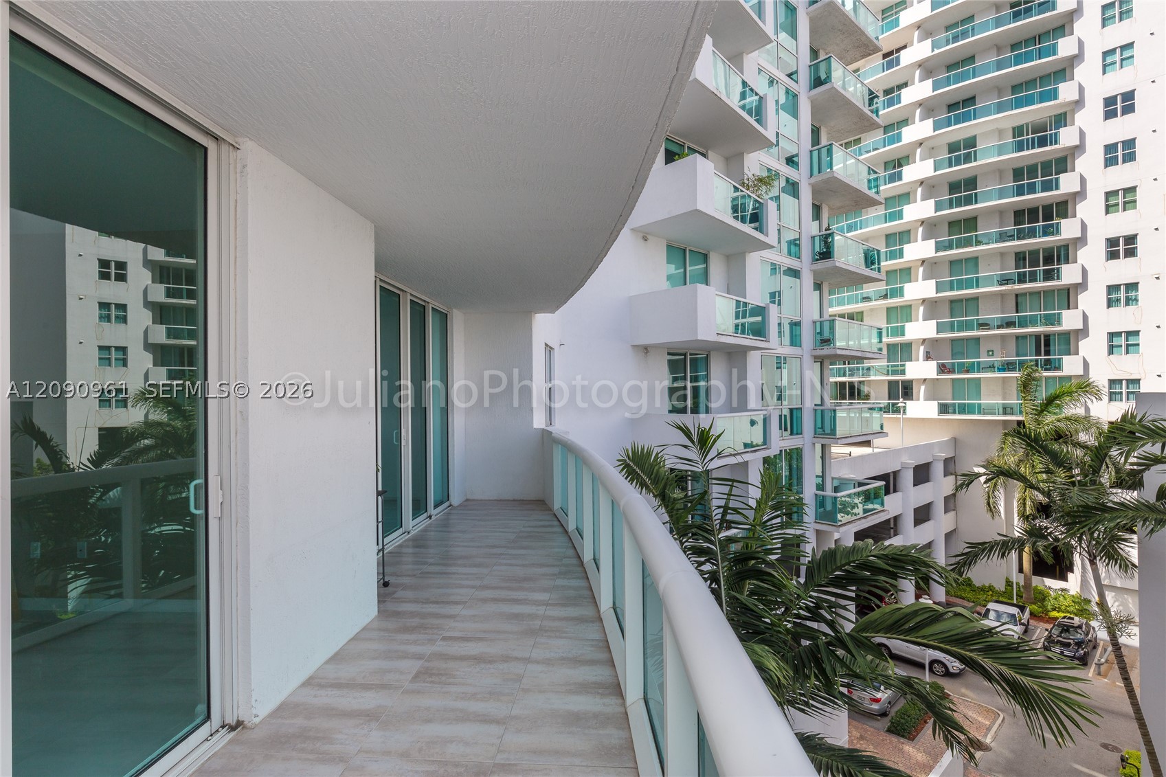 image 360 Condos2