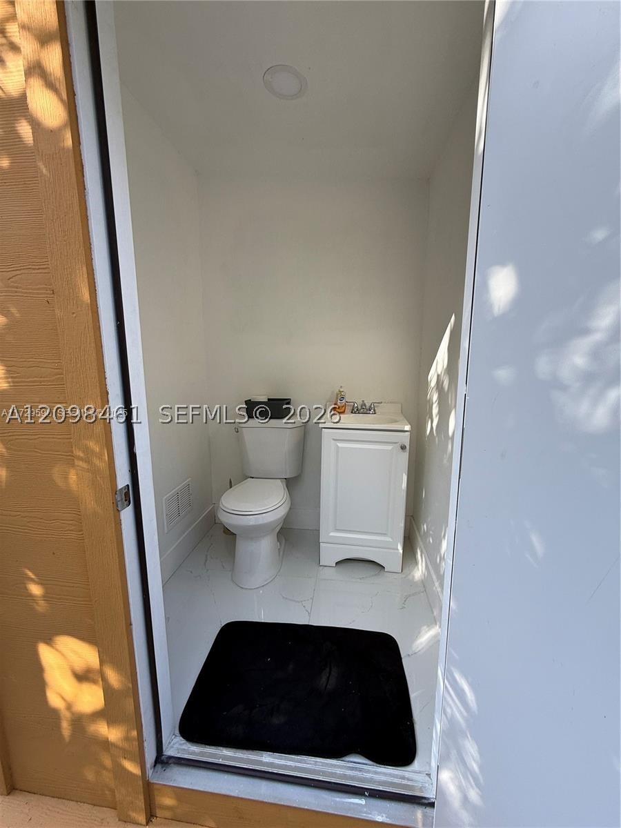 11845 SW 97th Ave Miami, FL 33176