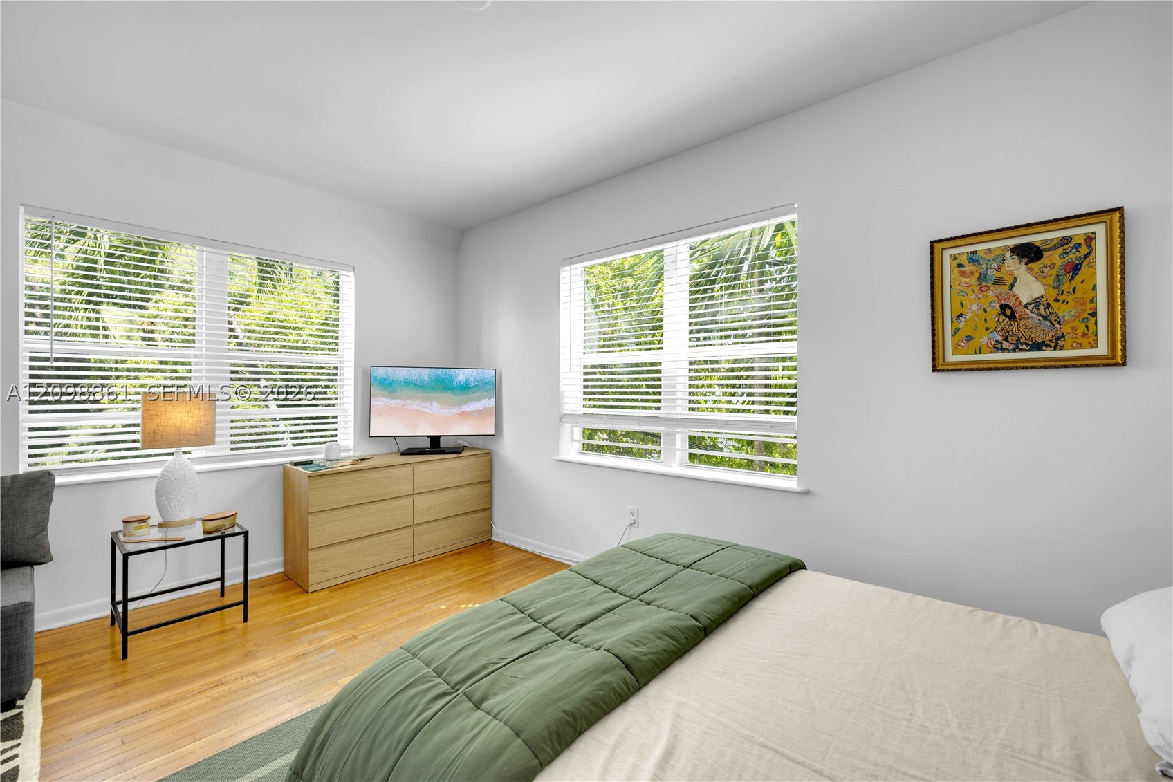 1521 Lenox Ave #209 Miami Beach, FL 33139